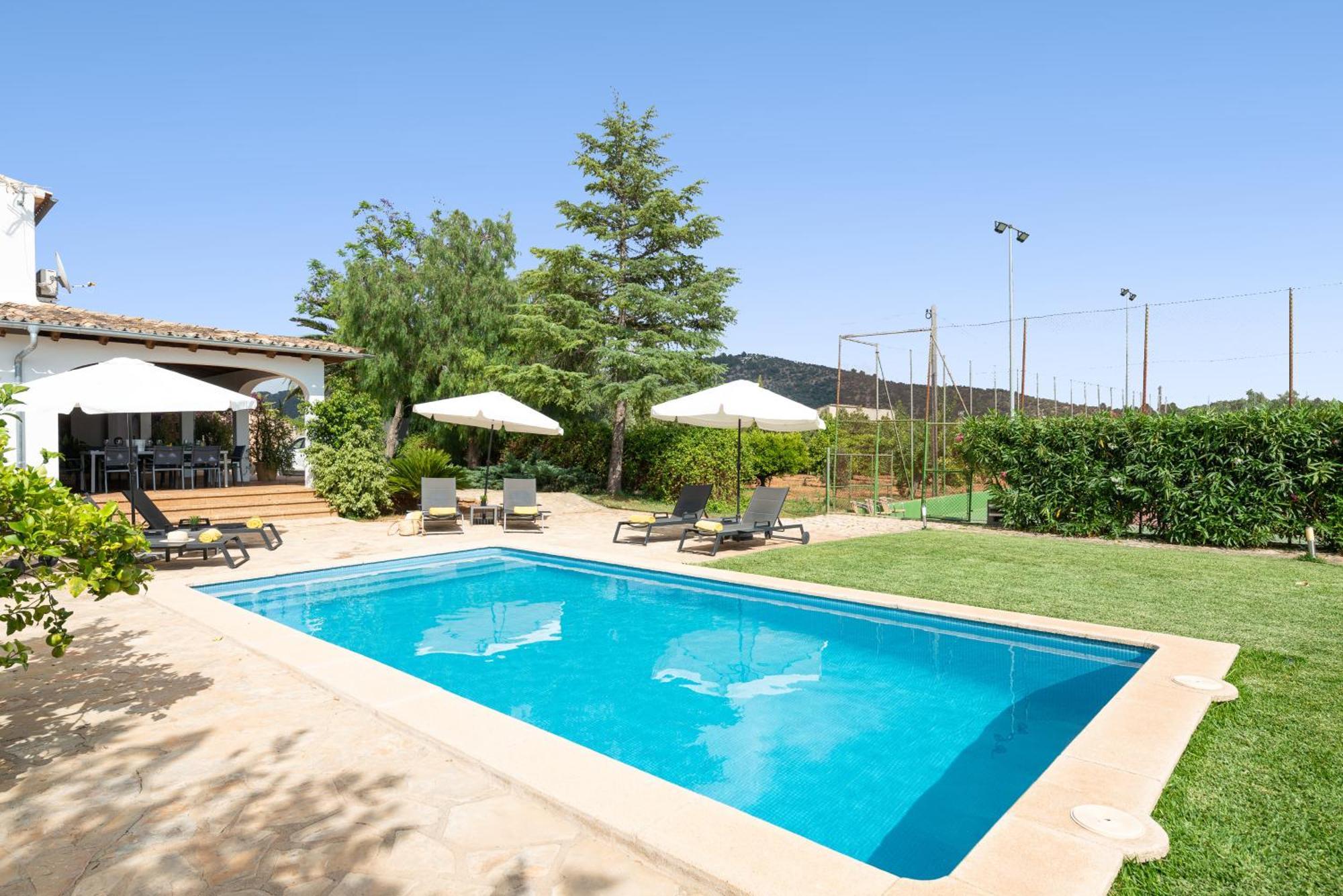 Camproig Holiday Home Alaró Exteriör bild