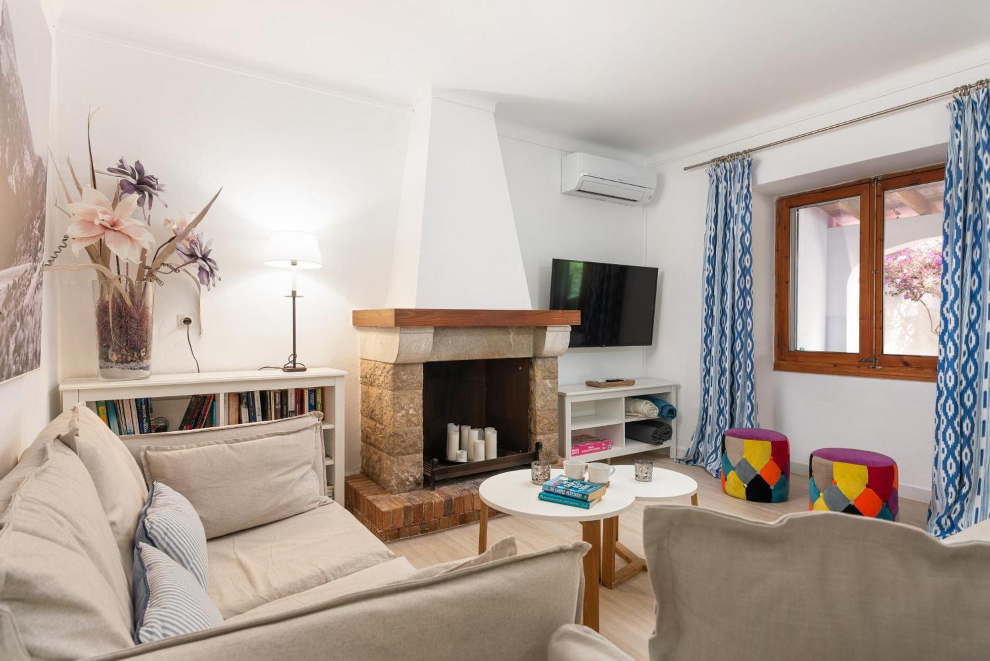 Camproig Holiday Home Alaró Exteriör bild